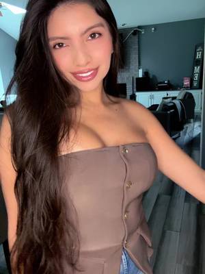 @joantonypr @𝗘𝗟𝗘 𝗘𝗠𝗘 🥳🥳🥳 a bailar