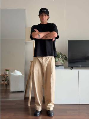 inlove with these pants and T #fyp #outfit