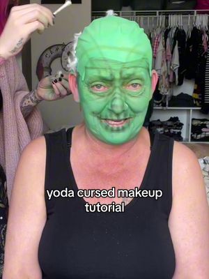 may the 4th be with you 💚 @Star Wars PRODUCTS: @Glisten Cosmetics LTD spectra coloured foundations & powder @BEAUTY BAY earthy palette @Mehron Makeup liquid latex