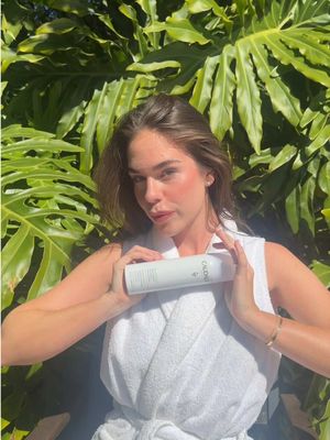 Meu duo indispensável na rotina de skincare: Água da Beleza e Água de Uva da @Caudalie 🤍 Meu segredo para manter a pele protegida, hidratada e com um glow surreal! Publicidade