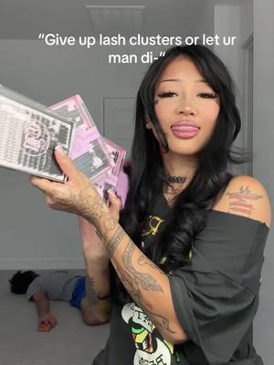 Gotta make some sacrifices ig🤷🏻♀️ anyways link for the lashes in my bio 🤪 #clusters #lashclusters #lashes