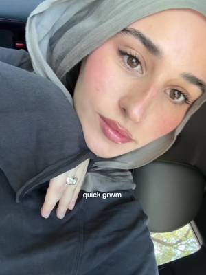 bc I’m always in a rush 🪽🪽🪽 @Tower 28 Beauty @Makeup By Mario @Huda Beauty @SHISEIDO @Charlotte Tilbury @RMS Beauty @'Ôrəbella