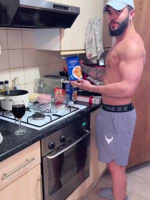 Vem fazer a lasanha com Reynan Cassio π¨π»βπ³ ππ€π€·π»ββοΈ #masterchef #lasagna #lasanha #food #brazilianfood