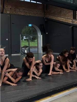 As dancers, we push our bodies every day and our skin feels it too. @La Roche-Posay has been a saviour in helping me care for and repair my skin through it all #LaRochePosay #Cicaplast #AD #Skincare