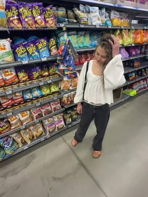 aussie gals first time in walmart #lifechangedforever 