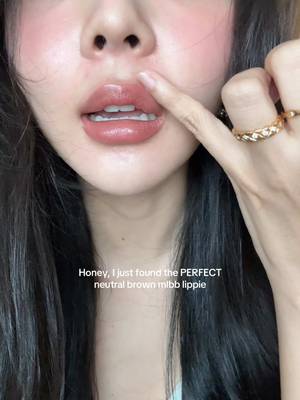 3ce 11 Honey Bear is just sooooooooo perfect #3ce #brownmakeup #brownlipstick #neutraltone #makeuptutorial