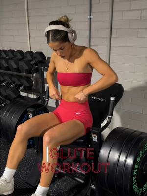 Glutes workouttt @AYBL dc SUNNI10 .. also let me know if you guys like these voiceovers?!! #GymTok #glutesworkout #lowerbody #motivation #gymgirl 
