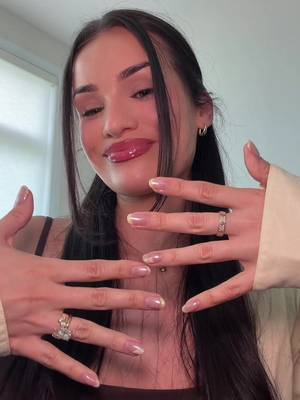 summer nail inspo for my short nail girlies 💛 butter yellow frenchies w chrome 🍋