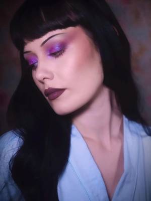 I forgot how much I love purple eyes