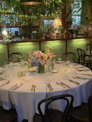 A walkthrough of my reception because when I promise wedding content, I deliver. (I am drûnk writing this caption I love all of my followers so much you mean the world to me.)