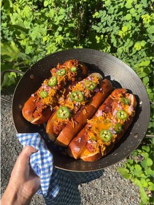 chili cheese dogs on the campfire 🌭🌶️✨