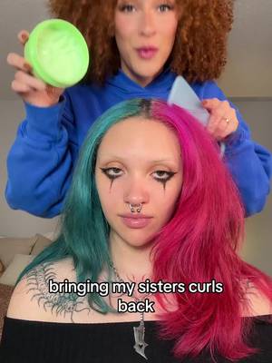 since I straightened her hair last week now its time to bring her curls back!! The ghost at the end tho..😭 @Skyla #straighttocurly #haircare #curlyhair