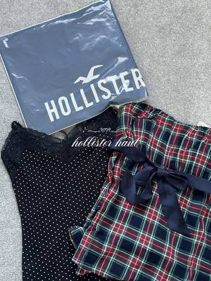i freaking love hollister.. (╥﹏╥) need more clothes from them! @hollister ⋮ ⌗ ┆💭 #hollister #hollisterhaul #hollisterco #fyp #2000s