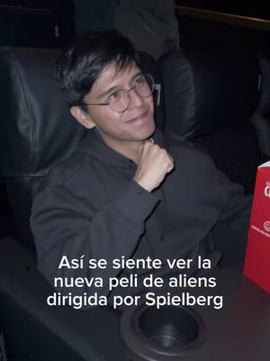 Ayer vi El Día de la Revelación de Spielberg mucho antes que todos en SALA CONFORT! gracias al programa de socios de @Cinemark Perú que también incluye combo gaseosa + canchita 😮‍💨 #eldiadelarevelacion #aliens #stevenspielberg #cine #publicidad 