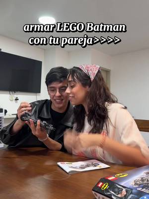 El mejor plan con la mejor 🥹❤️ armando el Batimovil de 20 Años de LEGO Batman (Batman V Superman) ! Gracias @Warner Play Latino por el detalle por el lanzamiento del videojuego ❤️‍🩹 pronto conseguiremos más en Lego Store Perú !!#comics #batman #dc 