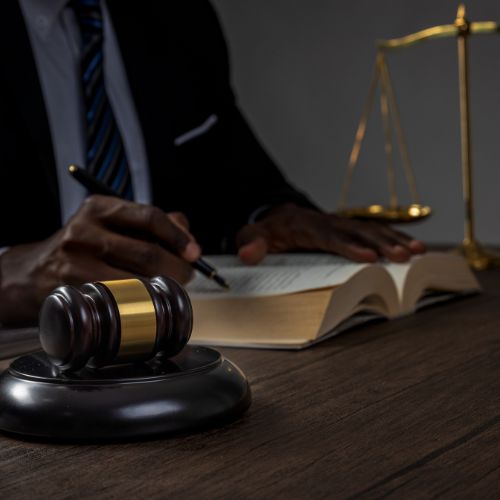 ¿Por Qué Elegir a Tus Abogados de Accidentes en Chicago para Tu Caso de Lesiones Personales?