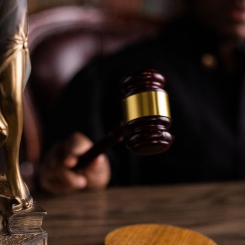 Defendiendo por Sus Derechos: Abogados de Accidentes por Mordeduras de Perro y Resbalones y Caídas en Fort Worth