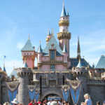 Disneyland e Universal Studios Hollywood fecham as portas em meio à pandemia de coronavírus 1