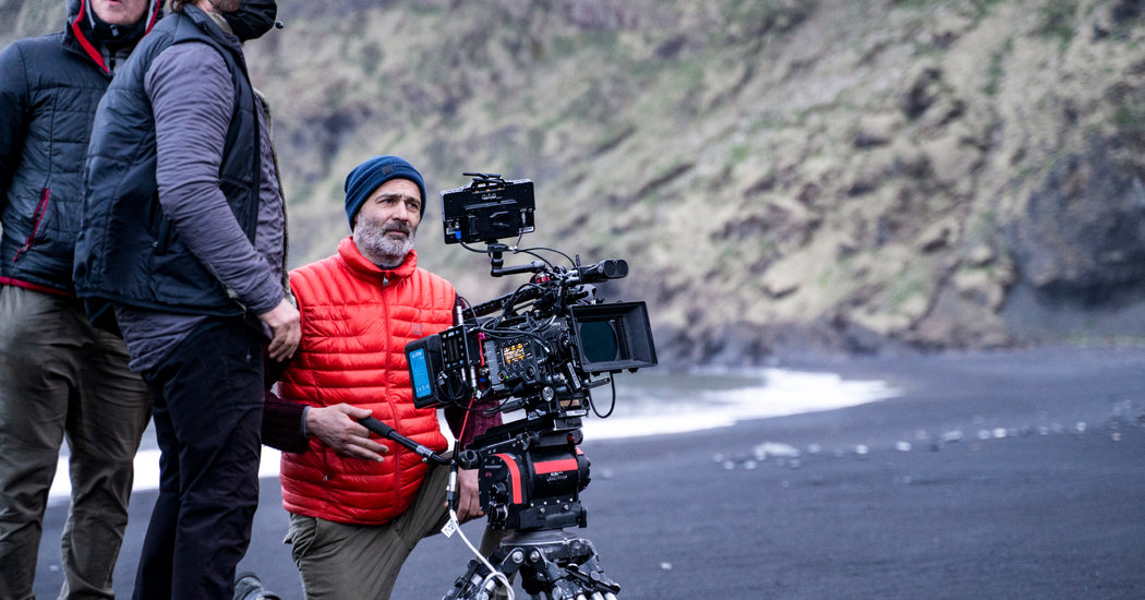 Dois projetos estão sendo filmados novamente. Aqui está como eles estão fazendo isso.