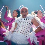 Equipes de dança adolescentes rivais batalham no trailer do filme Work It da Netflix