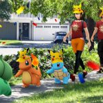 Há alguns meses, eu pensei que 2020 poderia ser o fim do Pokémon Go. Aqui estava essa coisa que milhões usam como motivação diária para se exercitar, ver amigos, sentir-se recompensado por jogar, e tudo isso foi subitamente impossível. Socializar e muitas atividades no jogo, como ataques e comércio, estavam fora de questão. 
