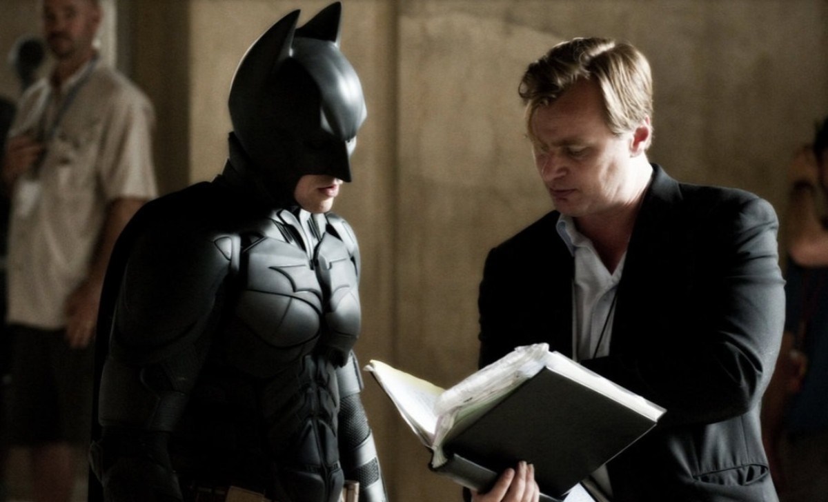 O Cavaleiro das Trevas explicou: Christopher Nolan constrói uma cidade de mentiras