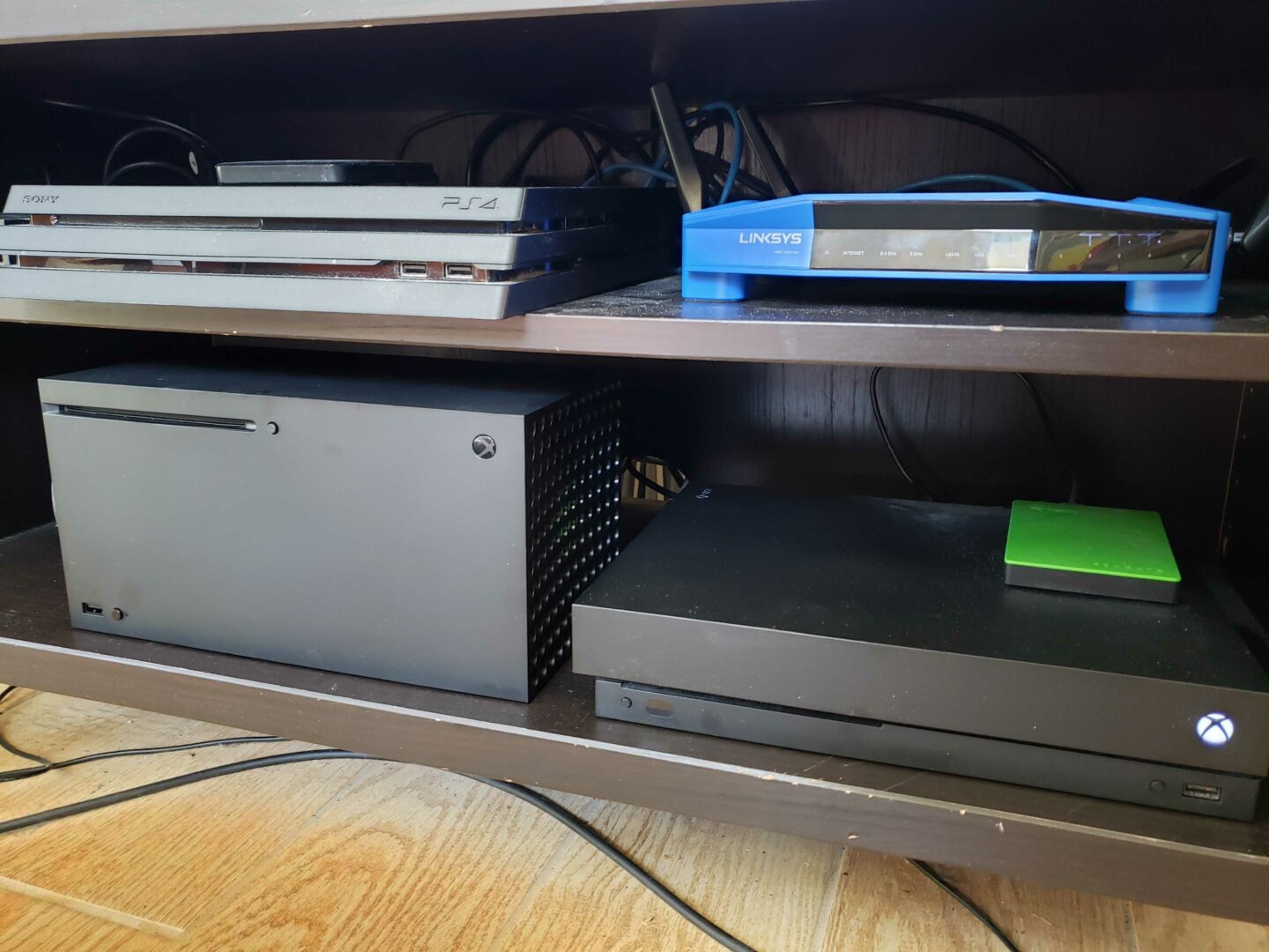 Divulgados primeiros testes do SSD, Quick Resume, Retrocompatibilidade, e outras funções do XBOX SERIES X 7