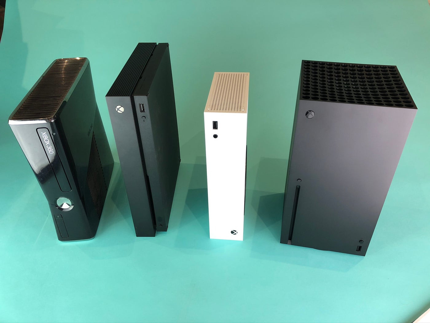 Compatibilidade com versões anteriores do Xbox Series X: A maioria dos jogos do Xbox One X roda a 60 FPS em 4K