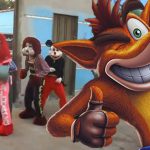 Crossover de respeito. O canal oficial do jogo Crash Bandicoot postou um vídeo misturando Crash com o Carreta Furacão. 3