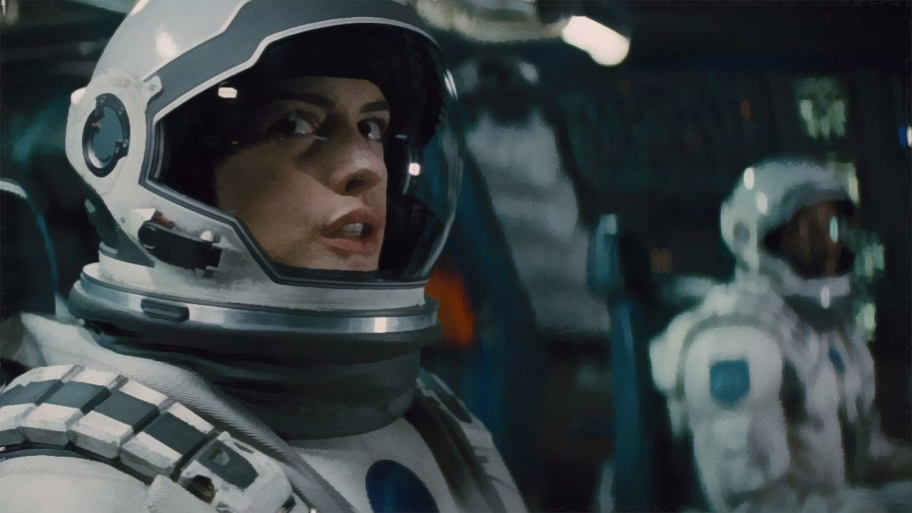 Por que Anne Hathaway ficou grata quando Matt Damon começou a reclamar da interestelar de Christopher Nolan