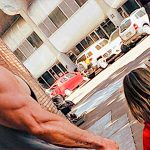 O filho de Chris Hemsworth quer ser o Super-Man! Thor não está muito feliz