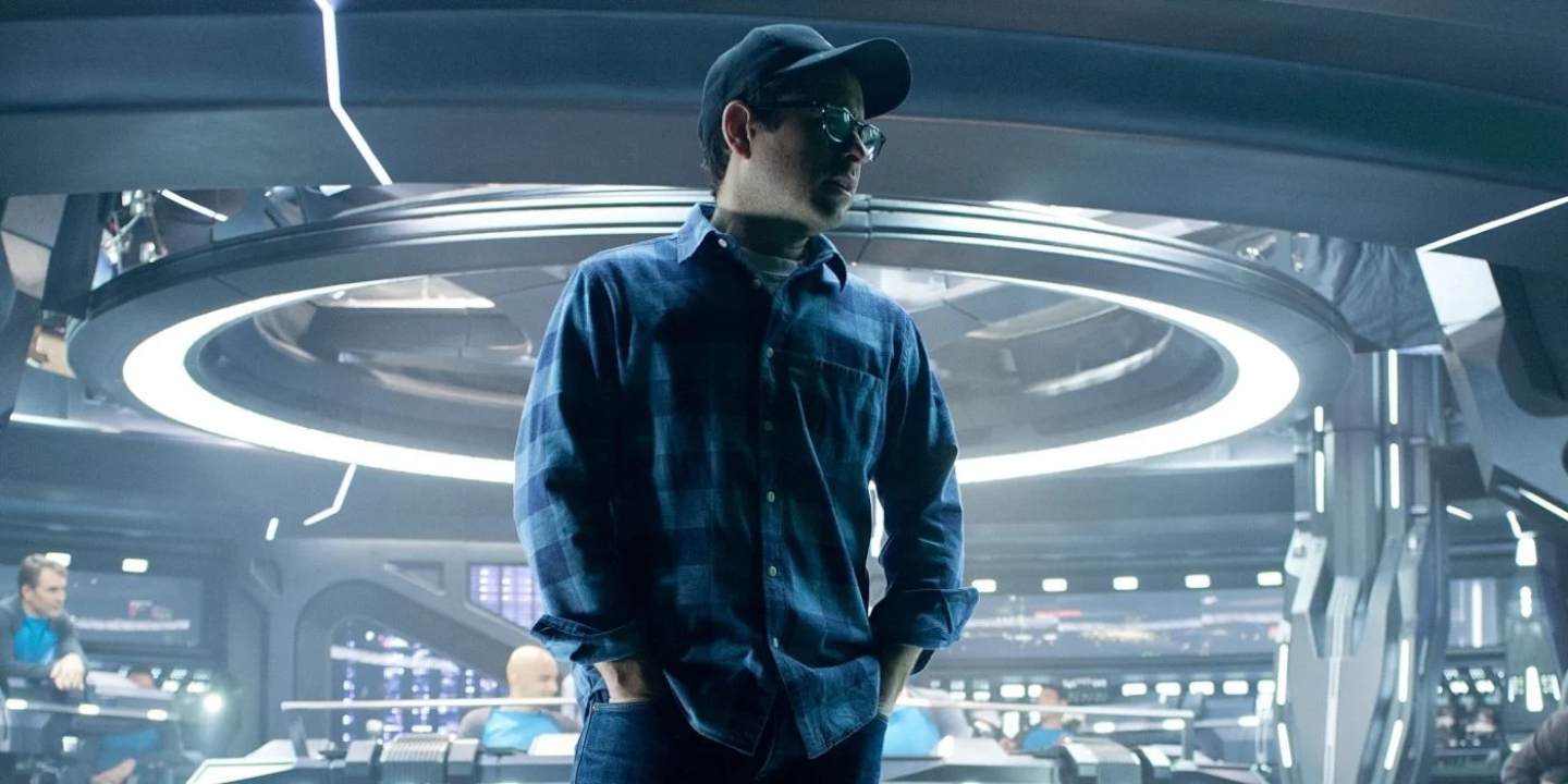 Trailer de OVNI revela o documentário sobre objetos voadores de JJ Abrams