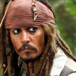 Johnny Depp traz Jack Sparrow de volta à vida após ser chutado pela Disney