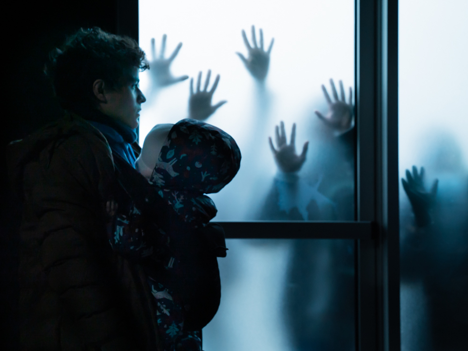 Zumbi atacam no trailer do terror cômico ‘Brain Freeze’; Assista!