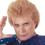 Famoso astrólogo Walter Mercado recebendo tratamento em série de TV (exclusivo)