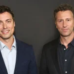 Os cineastas de 'Dungeons & Dragons' John Francis Daley e Jonathan Goldstein assinam contrato inicial com a Paramount