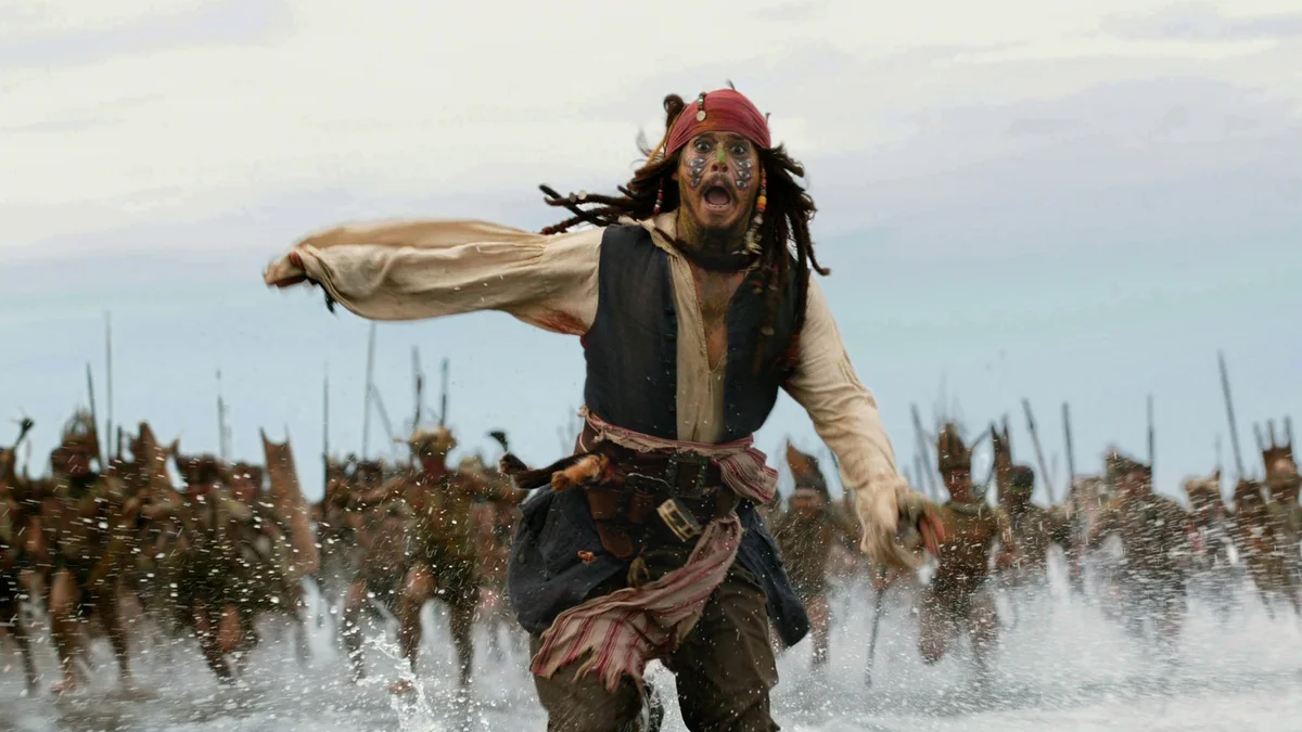 Jerry Bruckheimer quer Johnny Depp de volta em 'Piratas do Caribe' e fãs se animam com possível retorno