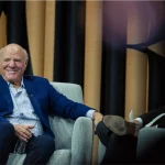 Aviso sombrio de ex-CEO da Paramount Barry Diller: Greves podem levar Hollywood à ruína antes do Natal!