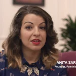Anita Sarkeesian encerra a 'Feminist Frequency' após 14 anos de ativismo nos videogames