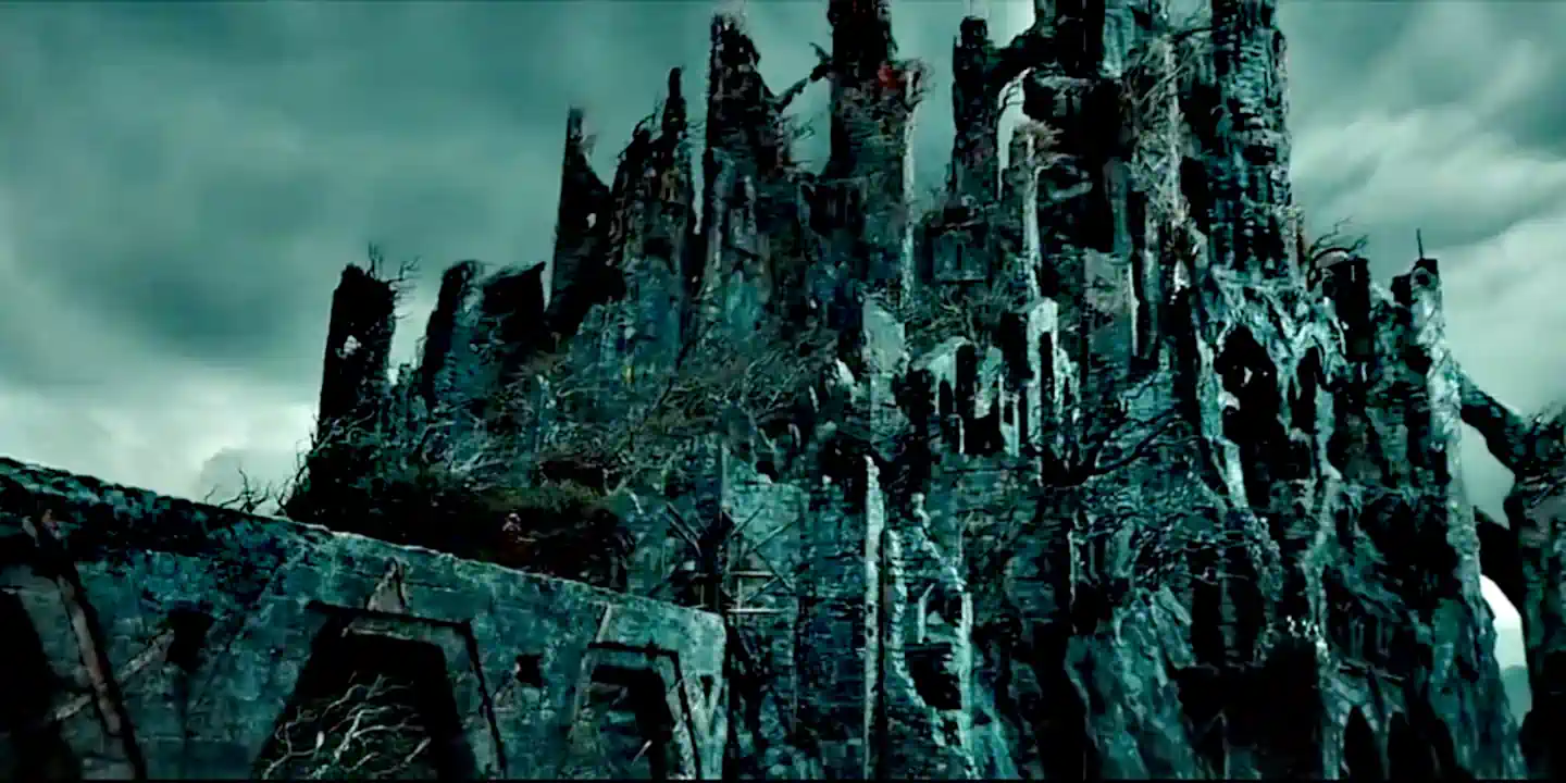Dol Guldur: A Fortaleza Esquecida e Sua Influência Oculta na Terra-média