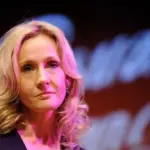 JK Rowling diz 'Estou tão cansada disso' depois que Sky News descreve o assassino transgênero como uma 'mulher': 'Isso não é uma mulher. Estes não são nossos crimes'