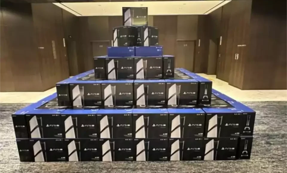 O estúdio Stellar Blade 'Shift Up' presenteou todos os seus funcionários com um PS5 Pro e US$ 3,4 mil dólares