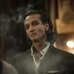 BOMBA! Armand está de volta em Entrevista com o Vampiro e será um “gremlin completo” na 3ª temporada