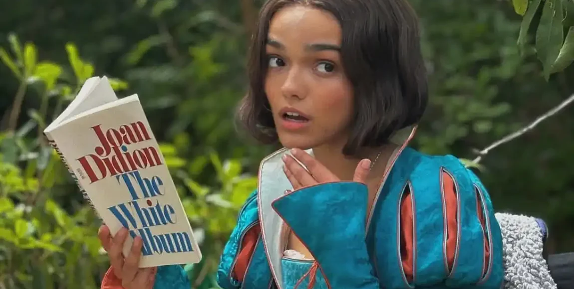 Rachel Zegler é eleita “Mulher do Ano” pela Glamour — mesmo após fracasso da Disney e polêmicas políticas