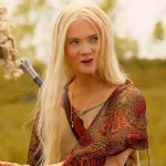 “A minha versão!”: Showrunner de The Witcher defende mudanças WOKE e diz que livros e jogos “ainda existem”