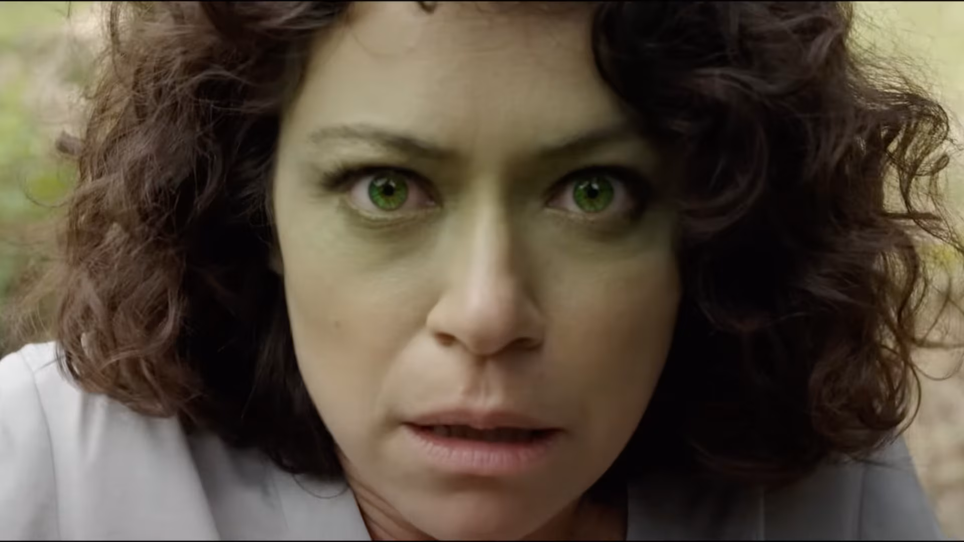 Tatiana Maslany, atriz conhecida por interpretar a heroína da Marvel She-Hulk
