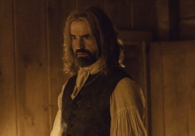 Widow’s Bay: flashback explica a imortalidade de Richard Warren no episódio 6 e 7