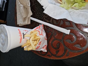 Consumer Review - Food Safety Jack in the Box, 2701 E Cesar E Chavez Ave, Los Angeles, CA 90033, USA El domingo que paso Diarrea p... photo #3
