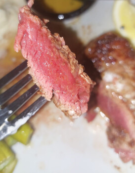 Consumer Review - Food Safety LongHorn Steakhouse, 9050 SW 136th St, Miami, FL 33176, USA Suspected food poisoning. Symptoms: Diar... photo #1