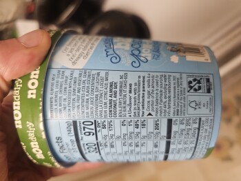 مراجعة المستهلك - سلامة الغذاء Ben & Jerry's, Walmart,  Vermont, USA I bought Ben & Jerry's Non-Dairy Cherry Garcia and Non-Dairy C... صورة فوتوغرافية #2
